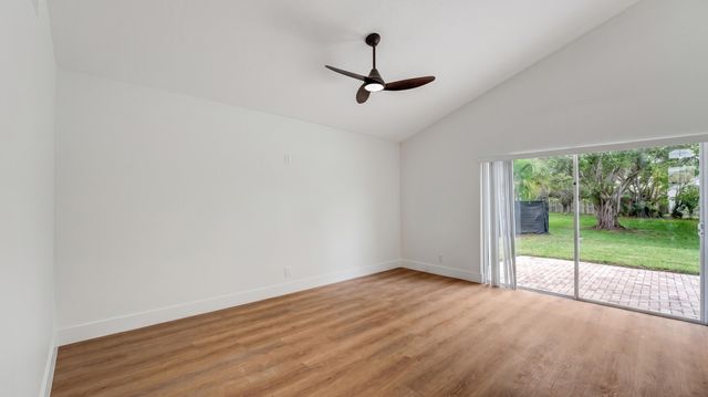 22481 MIDDLETOWN Drive, Boca Raton, FL 33428