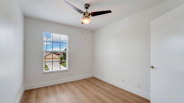22481 MIDDLETOWN Drive, Boca Raton, FL 33428