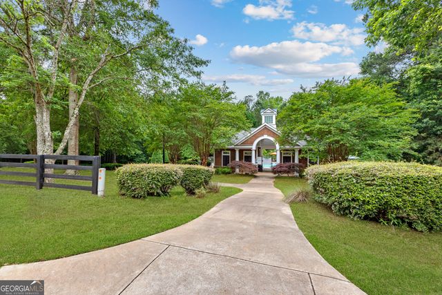 345 Housman Drive, Fayetteville, GA 30215