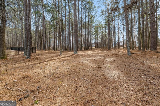 345 Housman Drive, Fayetteville, GA 30215