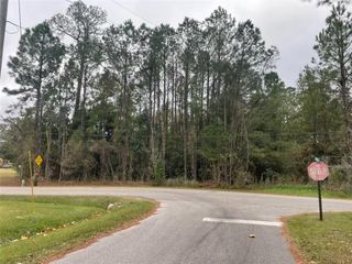 8955 Warner W Street, Bayou La Batre, AL 36509