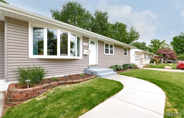 130 Pompano Lane, Florissant, MO 63031