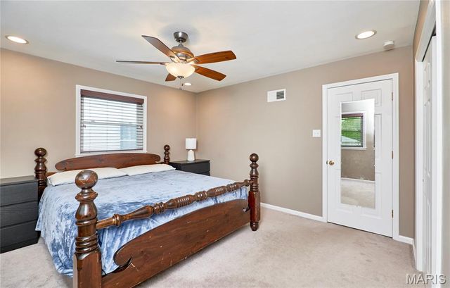 130 Pompano Lane, Florissant, MO 63031