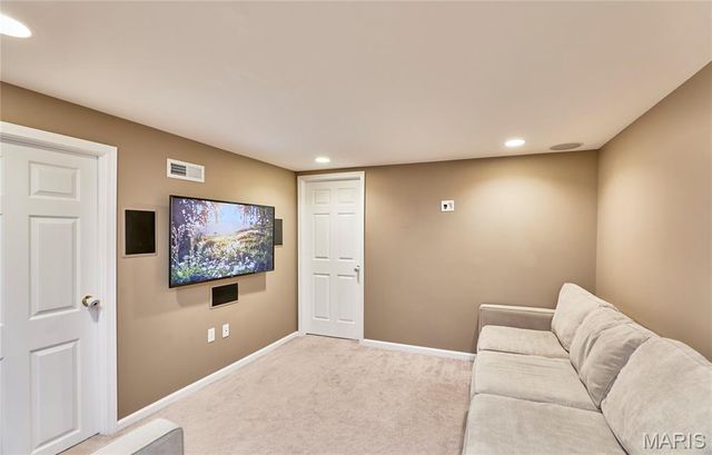 130 Pompano Lane, Florissant, MO 63031