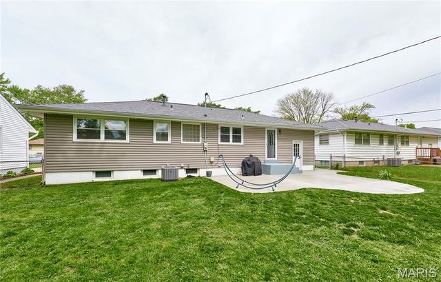 130 Pompano Lane, Florissant, MO 63031