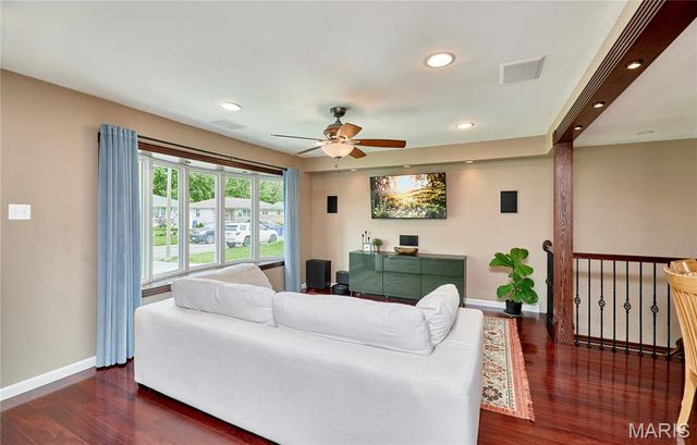 130 Pompano Lane, Florissant, MO 63031