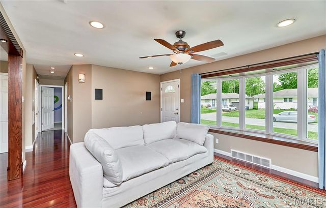 130 Pompano Lane, Florissant, MO 63031
