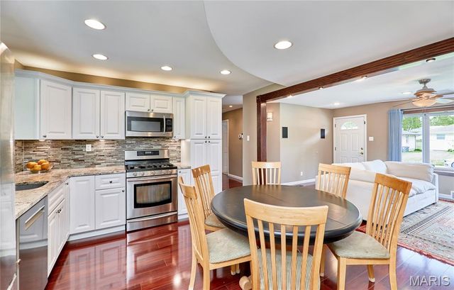 130 Pompano Lane, Florissant, MO 63031