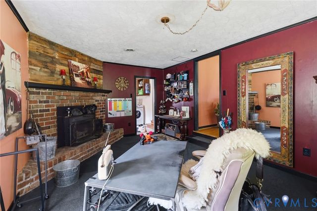 12311 PARKER Ln, Chester, VA 23831