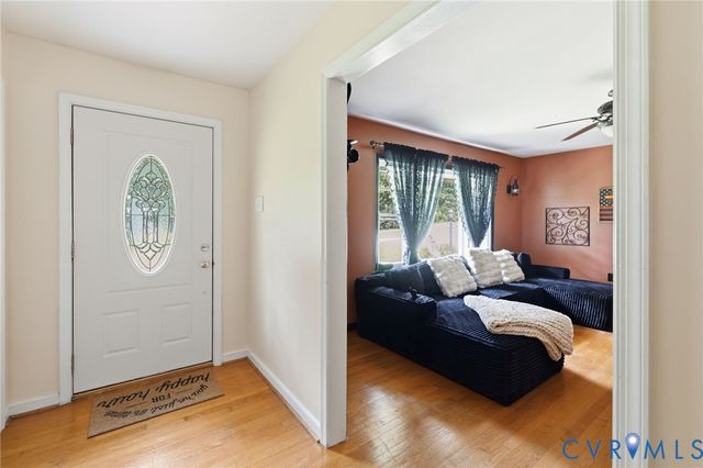12311 PARKER Ln, Chester, VA 23831