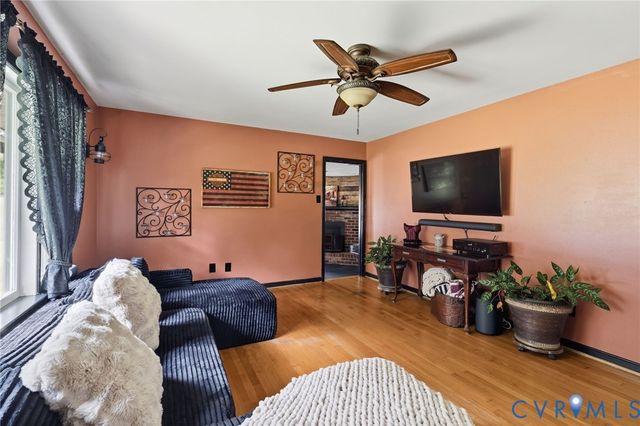 12311 PARKER Ln, Chester, VA 23831