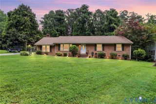 12311 PARKER Ln, Chester, VA 23831