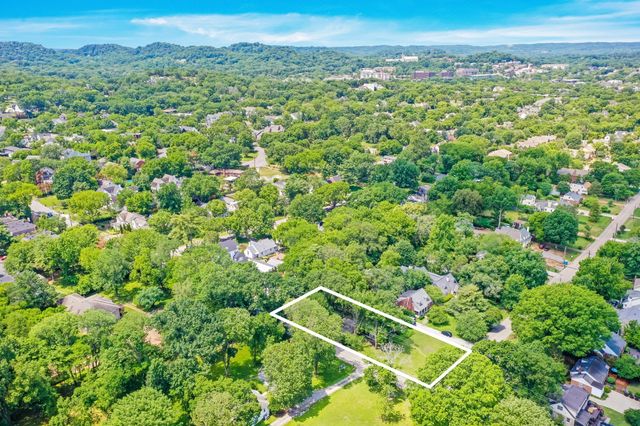 4207 Belmont Park Ter, Nashville, TN 37215