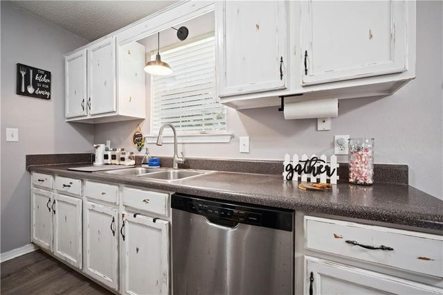 5471 Drexel Drive, Theodore, AL 36582