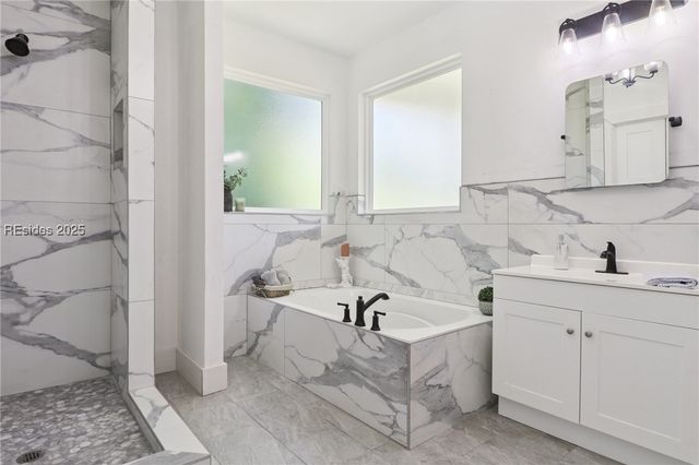 100 Drayton Dr, Ridgeland, SC 29936