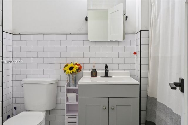 100 Drayton Dr, Ridgeland, SC 29936