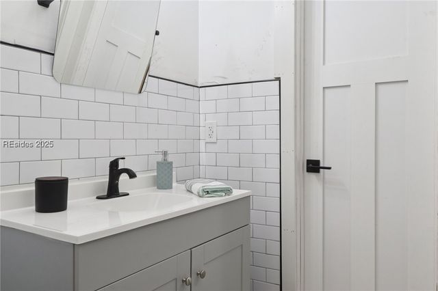 100 Drayton Dr, Ridgeland, SC 29936