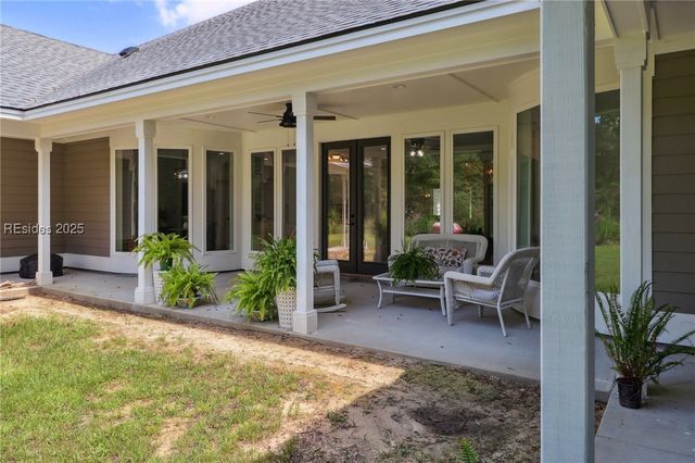 100 Drayton Dr, Ridgeland, SC 29936