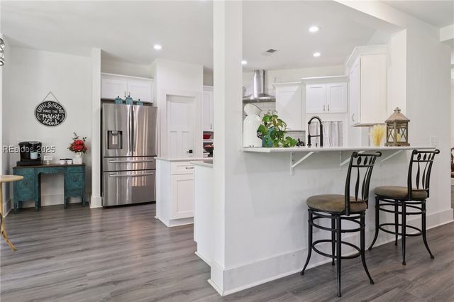 100 Drayton Dr, Ridgeland, SC 29936