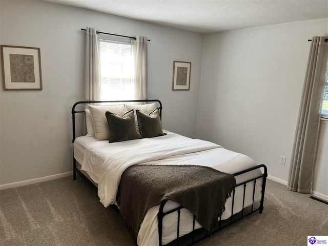 304 Linda Lane, Elizabethtown, KY 42701