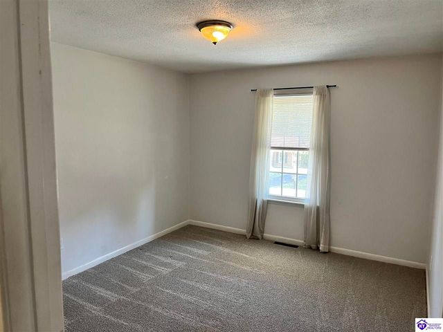 304 Linda Lane, Elizabethtown, KY 42701