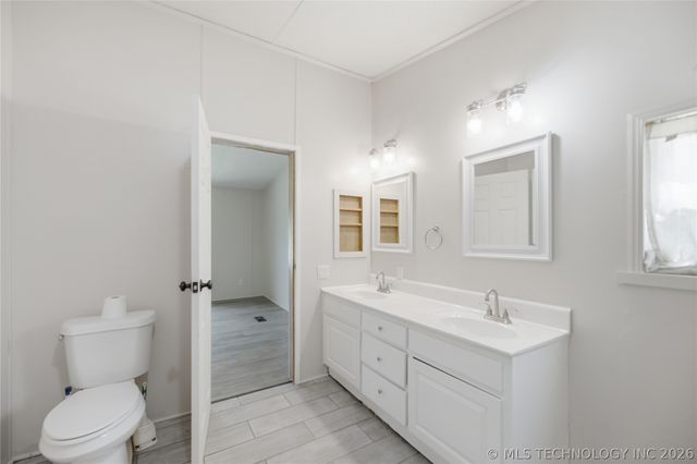 172 Spring Creek Street, Pryor, OK 74361