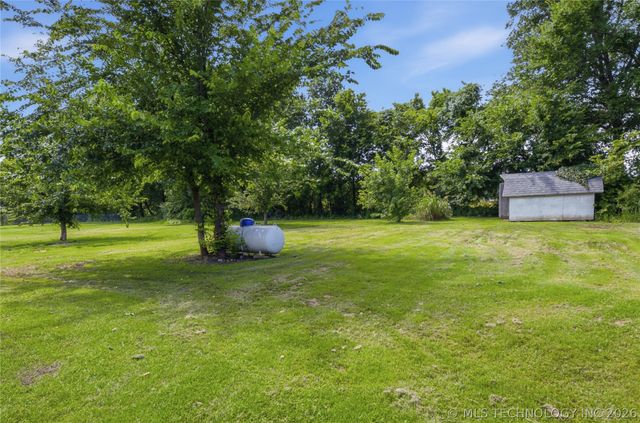 172 Spring Creek Street, Pryor, OK 74361