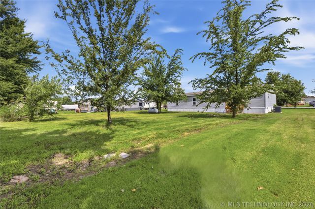 172 Spring Creek Street, Pryor, OK 74361