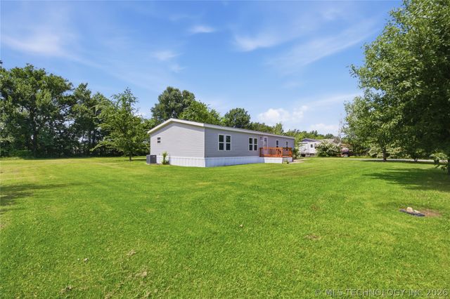 172 Spring Creek Street, Pryor, OK 74361