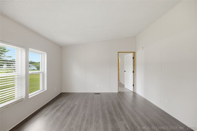 172 Spring Creek Street, Pryor, OK 74361
