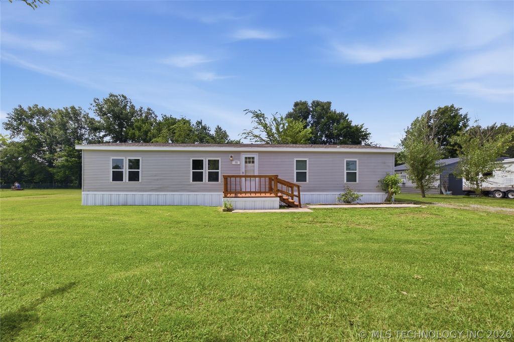 172 Spring Creek Street, Pryor, OK 74361