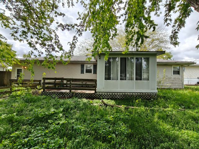 5358 Redwood Avenue, Portage, IN 46368