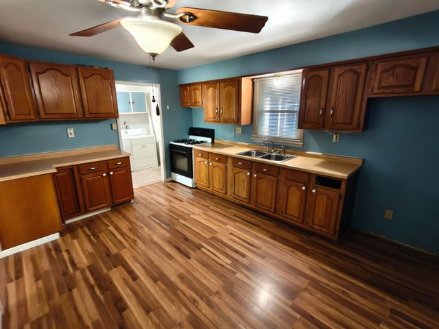 5358 Redwood Avenue, Portage, IN 46368