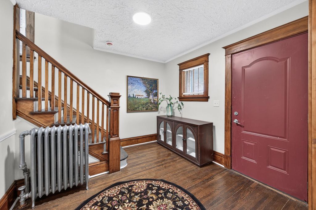 979 Saint Anthony Avenue, Saint Paul, MN 55104 — photo 3