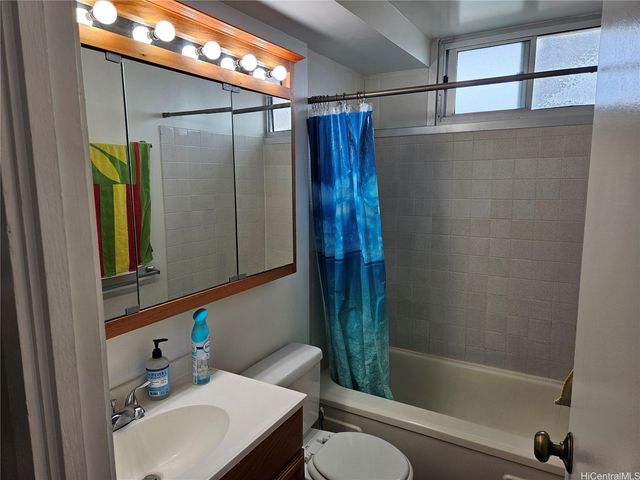 98-288 Kaonohi Street 3804, Aiea, HI 96701