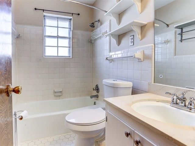 2844 MARBRY DR, Bartlett, TN 38134