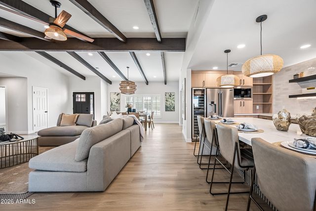 6622 E VOLTAIRE Avenue, Scottsdale, AZ 85254