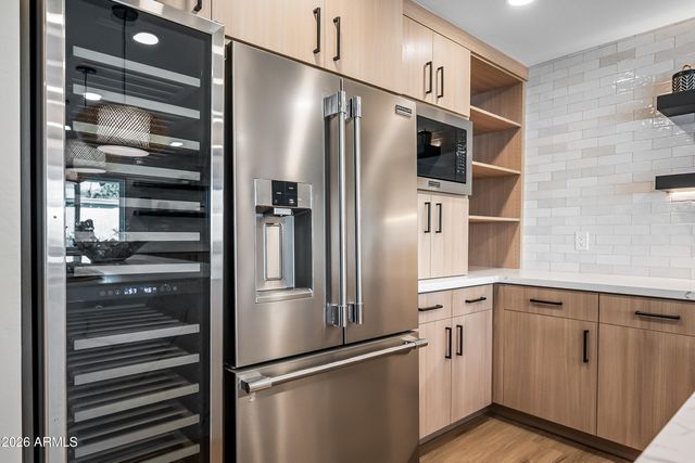 6622 E VOLTAIRE Avenue, Scottsdale, AZ 85254