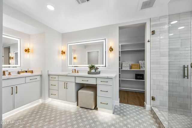 6622 E VOLTAIRE Avenue, Scottsdale, AZ 85254