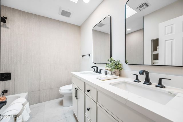 6622 E VOLTAIRE Avenue, Scottsdale, AZ 85254