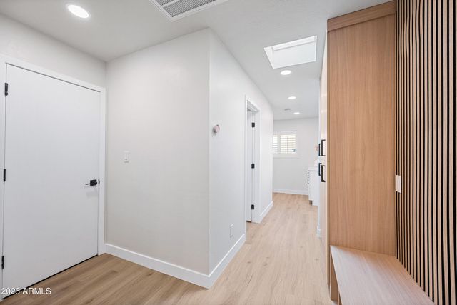 6622 E VOLTAIRE Avenue, Scottsdale, AZ 85254