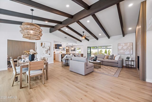 6622 E VOLTAIRE Avenue, Scottsdale, AZ 85254