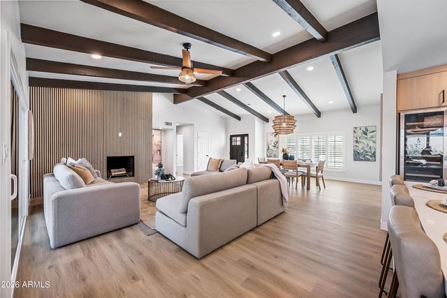 6622 E VOLTAIRE Avenue, Scottsdale, AZ 85254