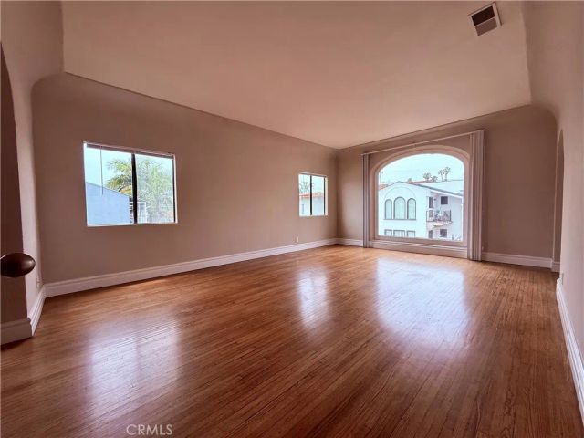 116 Bennett 3, Long Beach, CA 90803