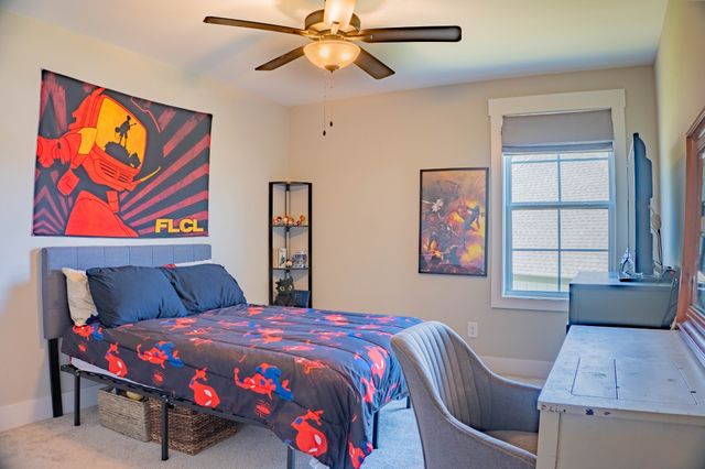 3002 Stonehorn Dr, Bell Buckle, TN 37020