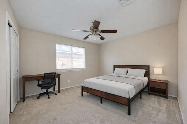 921 Dexter DR, Leander, TX 78641