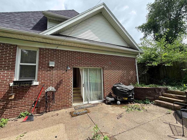 2804 Forest Avenue, Evansville, IN 47712