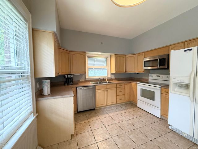 2804 Forest Avenue, Evansville, IN 47712