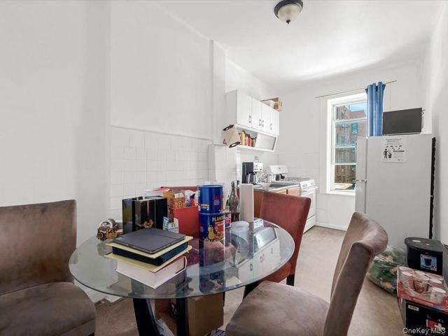452 Lincoln Avenue HSE, Brooklyn, NY 11208