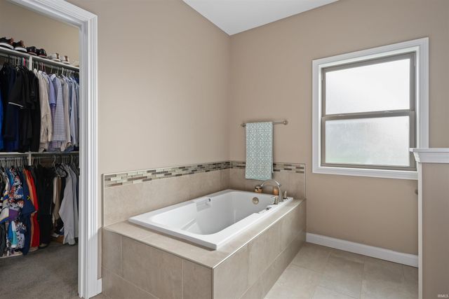 12423 Palmira Boulevard, Fort Wayne, IN 46818